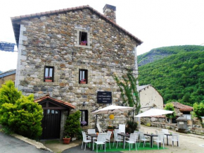  Refugio La Ardilla Real  Посада-Де-Вальдеон